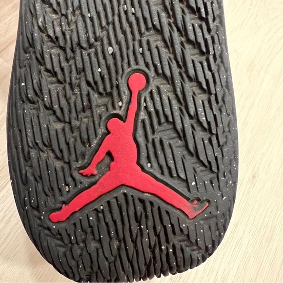 Jordan Fly Unlimited Anthracite‎ Gym Red Basketball High Top Sneakers 7.5 Shoe - Picture 6 of 11